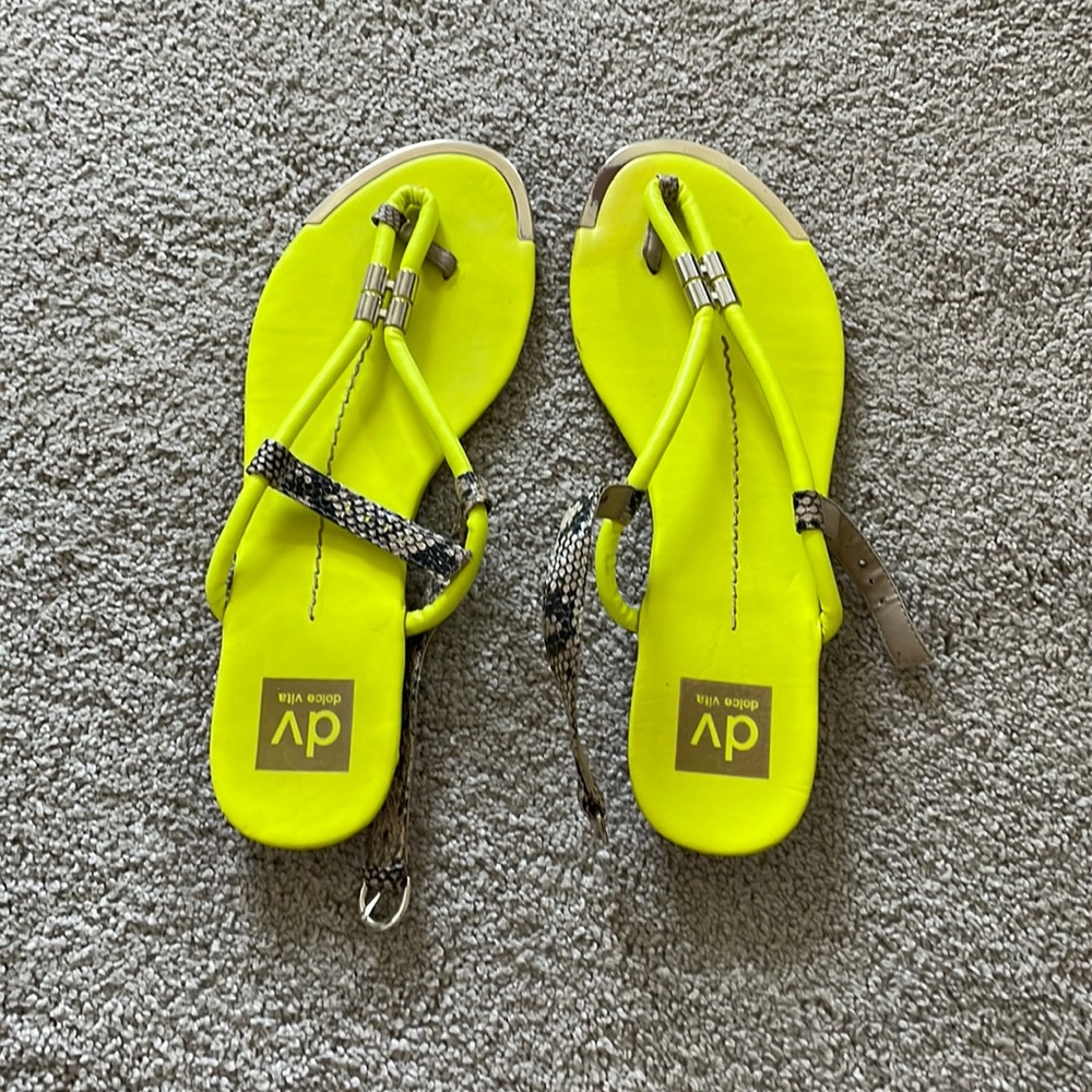 DV by Dolce Vida Sandals